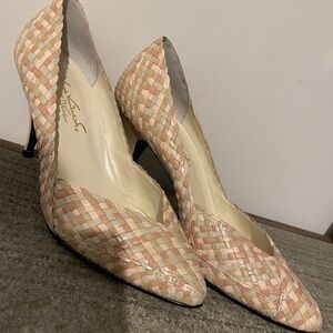 Gloria Vanderbilt Woven Leather Pumps Size 8.5 Pastels 80s Vintage Wedding Guest
